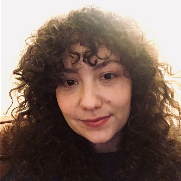 Meet your Posher, Molly - Picture 1 of 1